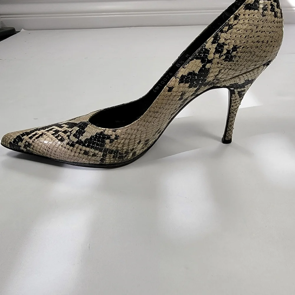Stuart Weitzman Sz 8.5 Snake Pump Heels Pointed Toe Stilettos 4"_2